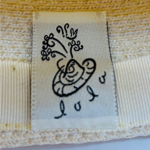 Hard-to-Find Lola Straw Hat with Flowers - Picture 7 of 9